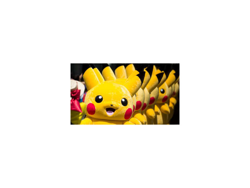 イングランド代表、ポケモンと契約