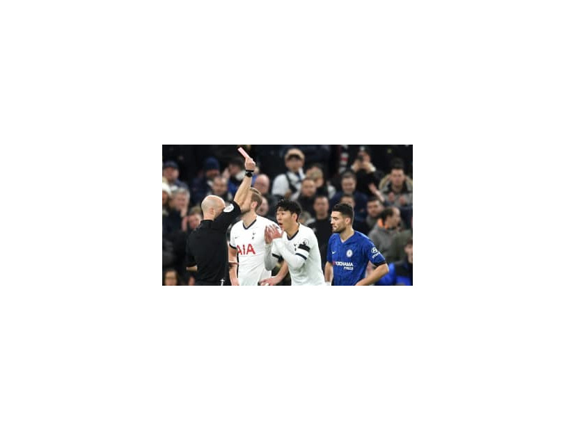 ソン・フンミン、一発退場！「問題の報復キック」がこれ