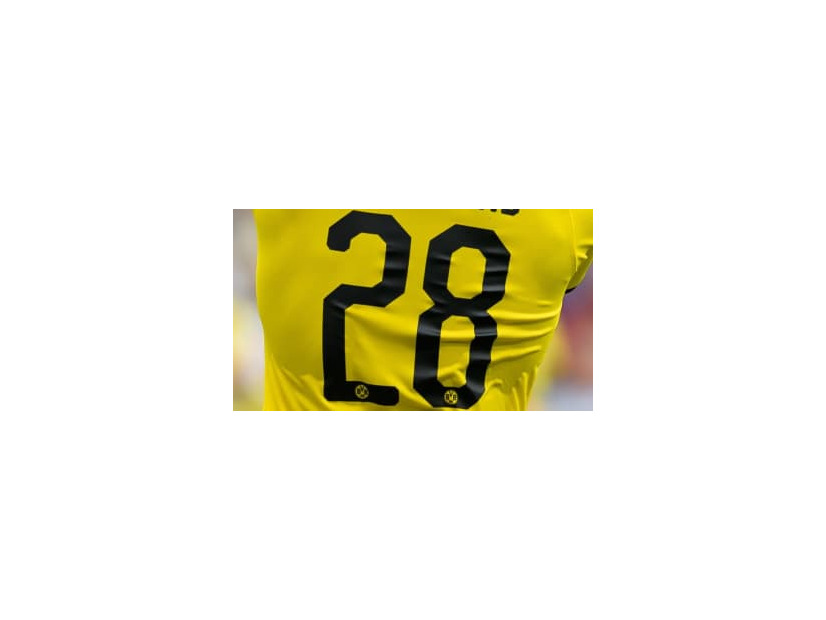 サッカー界でいまの「背番号28」といえばこの8人