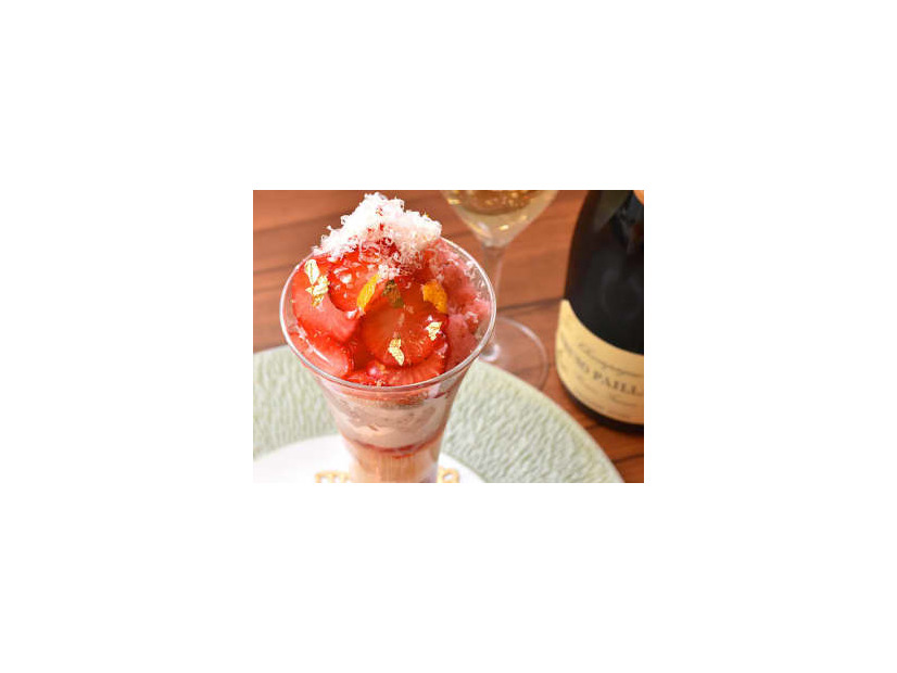 大人が満足できるパフェ！ワインと一緒に味わう贅沢スイーツを青山で堪能！