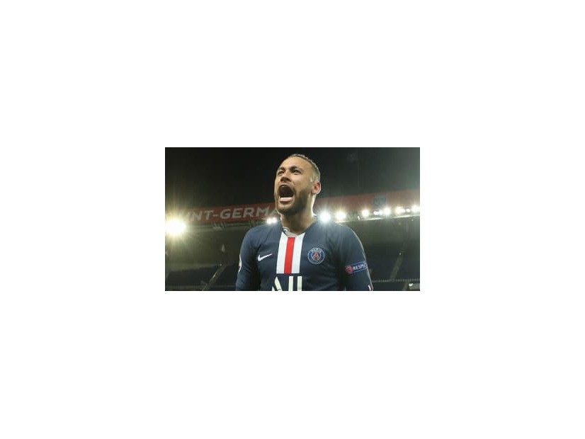 大逆転のPSG！ネイマールの「飛び込みヘッド」がこれ