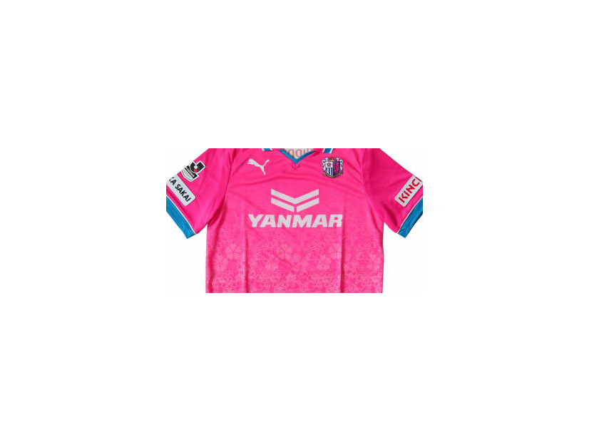桜が開花！春を感じる「ピンク色」のサッカーユニフォーム
