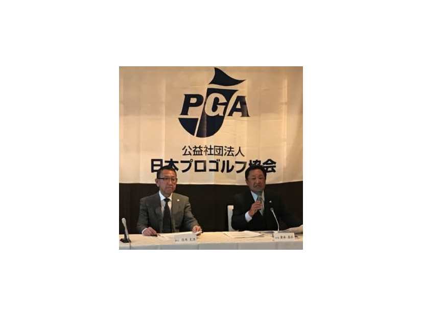 先週の社員総会では開催への意欲を示していた倉本昌弘会長（右）　協議のすえに開幕2戦の延期が決まった