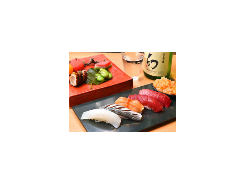 おひとり様ジバラ寿司にぴったり！ワンスプーンのうにご飯が最高だ！