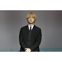 坂口健太郎、韓国観光名誉広報⼤使に就任 観光ポスター初お披露目