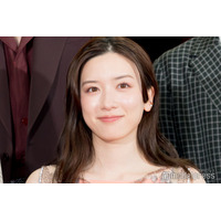 永野芽郁、不倫疑惑報道後初の公の場 共演者との集合ショット公開