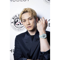 町田啓太、クールな魅力際立つ金髪ビジュアル＆ジャケット姿でウブロの「ビッグ・バン ナイト」に来場