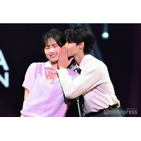 「今日好き」“たくはる”林田拓也＆村谷はるなカップル、至近距離で耳打ち 会場歓声【オキコレ2025】