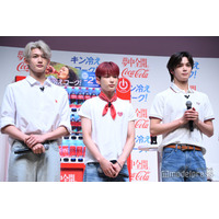 &TEAM「コカ・コーラ」取材会に全員で登壇 “胸キュン”チャレンジ3本勝負