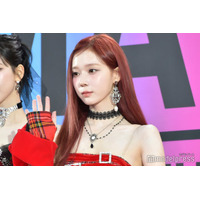 aespaウィンター、カーリーヘアで雰囲気ガラリ「新鮮でかっこいい」「最強ビジュ」と反響