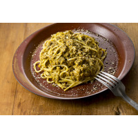 パパッと15分で完成！パスタとカレーの夢の共演「カリーボナーラ」
