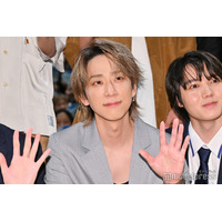 NEWS小山慶一郎、映画初出演・41歳での高校生役に「思いのほかイケています」MAZZEL・RANとの共演でSKY-HIと会話も【アオショー！】