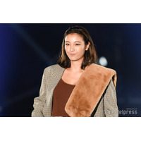 木下優樹菜、恋人と密着「背が高い女でごめんね」2ショットに注目集まる
