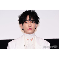 佐藤健「グラスハート」コラボカフェ突撃訪問で神対応連発「最上級のファンサ」「男前」と反響続々