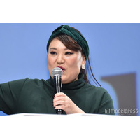 フォーリンラブ・バービー、夫＆娘との3ショット公開 リンクコーデも「ひと足早めの24時間テレビみたいに」