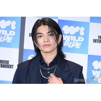 WILD BLUE宮武颯、海辺での上裸ショットにファン悶絶「反則」「色気すごい」