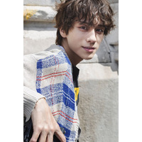 山下幸輝、24歳誕生日に1st写真集刊行決定 ロケ地はロンドン・“大人になった姿”も撮影「今の山下幸輝、ぜんぶ見られます」