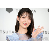 元乃木坂46阪口珠美、韓国旅行で美脚披露 膝上タイトワンピ姿に「スタイル抜群」「似合ってる」の声