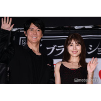 福山雅治＆有村架純、新宿に降臨 福山は“凱旋”に喜び「まさか自分がここに帰ってくることになるとは」【ブラック・ショーマン】
