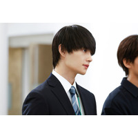 「ちはやふる」M!LK佐野勇斗、7年前とのビフォーアフター話題 ドラマでのアドリブも明かす「イケメンになりすぎてる」「天才」
