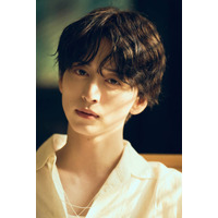 今注目の若手俳優・池田匡志、1st写真集では美しく儚い魅力をエモーショナルに凝縮