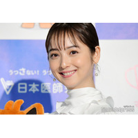佐々木希「ヒヤヒヤした」子供が手作りした餃子公開「美味しそう」「不揃いな形が可愛い」の声