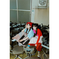 櫻坂46遠藤理子＆村井優、大注目の同期コンビが可憐な衣装姿でパシャリ！不思議な世界観を表現