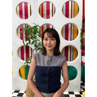 TBS若林有子アナ、黒キャミソールで素肌輝く エジプト旅行ショットに反響「可愛さ爆発」「絵になる」