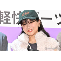 重盛さと美、ランジェリー姿でベッド寝転ぶ ボディライン際立つ大胆ショットに「ドキッとした」「芸術作品みたい」の声