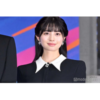 桜田ひより、ミニスカ姿のオフショット公開「脚綺麗」「全てが可愛い」と反響