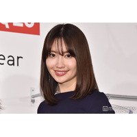 小嶋陽菜、美脚際立つショーパン姿披露「スタイル最強」「絵になる」と反響