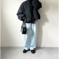 冬の寒さに負けない！そろそろ準備したい中綿アウター×【ユニクロ】バズりデニムの着こなし【40代の毎日コーデ】