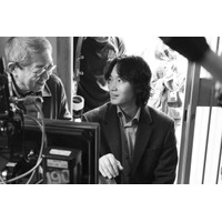 全編モノクロ撮影の裏側…綾野剛主演『星と月は天の穴』メイキング写真