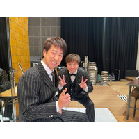 吉本芸人「むちゃくちゃ待った」購入した人気車公開「手に入るなんて羨ましい」「いい車乗ってる」と反響