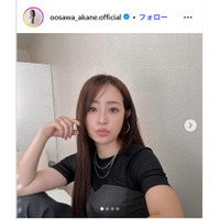 大沢あかね、ノースリーブ姿で雰囲気ガラリ「透明感すごい」「輝いてる」の声