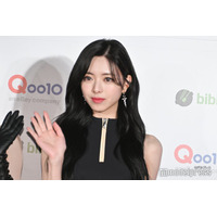 ITZYユナ、短丈トップスで美くびれ大胆披露「引き締まっててかっこいい」「レベチの可愛さ」と反響