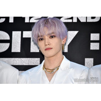 NCT 127テヨン、除隊後初のインスタ更新 上裸で肉体美・母とのハグショットも披露「おかえりなさい」「待ってたよ」の声