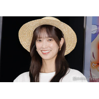 元日向坂46佐々木久美、ミニスカ×ロングブーツの冬コーデで美脚披露「美しすぎて二度見」「彼女感すごい」の声