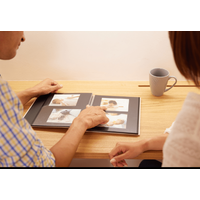 失恋した16歳の孫。すると、祖父が”分厚いアルバム”を持ってきて⇒まさかの写真に「俺の武勇伝だ」