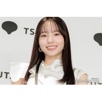 本田真凜、ショーパン×網タイツで圧巻スタイル披露 ウエストのぞくコーデに「攻めてる」「いつもと雰囲気違う」の声