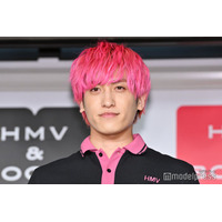 EXIT兼近大樹「鍛え上げた身体初公開」ハワイでの上裸ショット公開「筋肉すごい」「本物？」と注目集まる