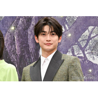 高橋文哉、天海祐希と対峙・スタッフと取っ組み合い…アフレコ収録回顧「普段やっているお芝居に近い状態でやらせていただけた」【クスノキの番人】