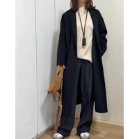 GUとユニクロを賢く取り入れて。ネイビーが基調の洗練した冬の着こなし術【40代の毎日コーデ】