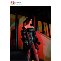 浜崎あゆみ、美デコルテ際立つライブ参戦SHOTにファンうっとり「超可愛い」「カッコよすぎ」