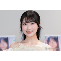 AKB48佐藤綺星、初の写真集・水着は「すごく不安だった」“素の自分でいられた”撮影秘話明かす