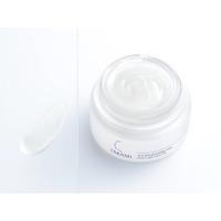 タカミ、夕方までテカらないうるすべ美肌へ“水感ゲル”新発売