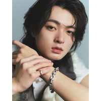 STARGLOW「美的」で新連載 第1回はRUI「実家にいた頃から使っていた」愛用品・メンバー4人が語る“RUIってこんな人”