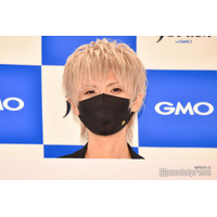 まふまふ、入院・手術の成功を報告「まだ体動かなくて音声入力」SNS投稿に反響