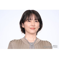 長澤まさみ、引き締まったウエスト＆美太もも際立つノースリ×カットアウトコーデに視線集中「圧倒的な美しさ」「さすがのスタイル」