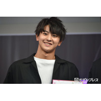 ドラマ「修仲」で話題・藤本洸大、“ヤンキー風”リーゼント＆学ラン姿でファン魅了「新たな魅力開放」「可愛さが隠せてない」